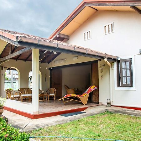 Fuchs Villas Негомбо Экстерьер фото